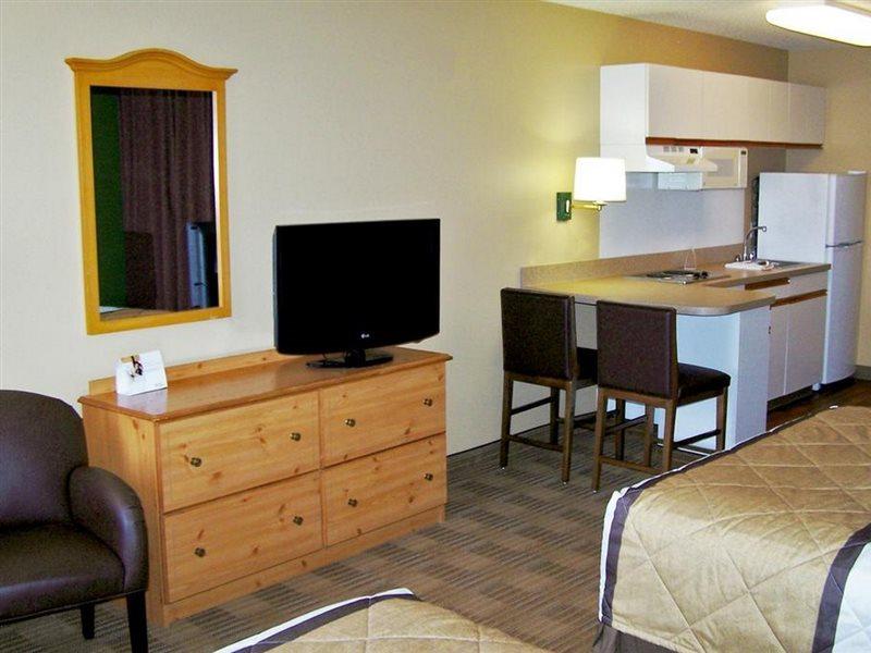 Extended Stay America Suites - Milwaukee - Brookfield Dış mekan fotoğraf