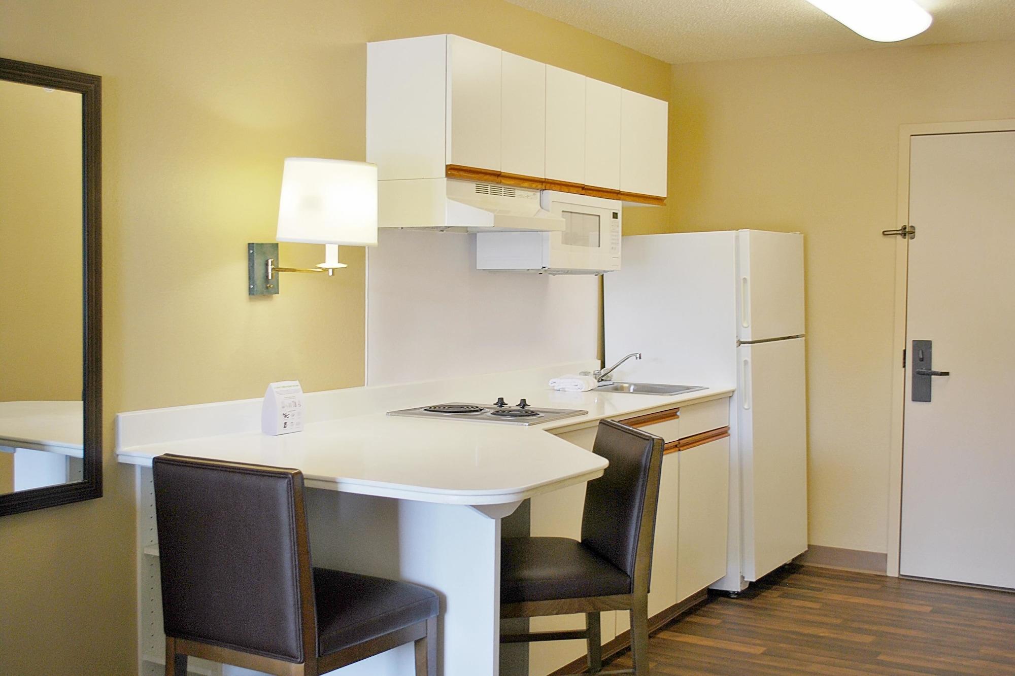 Extended Stay America Suites - Milwaukee - Brookfield Dış mekan fotoğraf