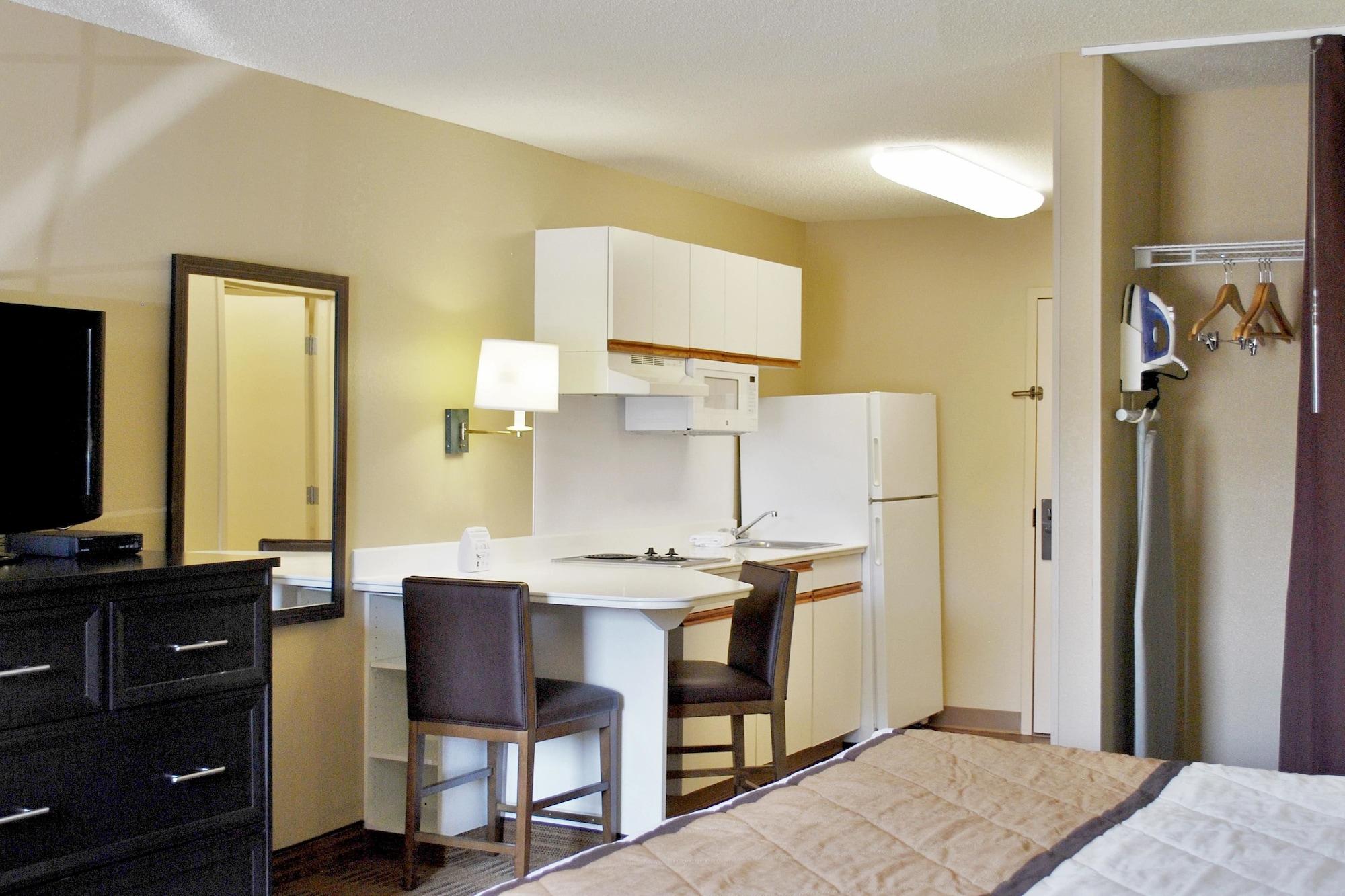 Extended Stay America Suites - Milwaukee - Brookfield Dış mekan fotoğraf