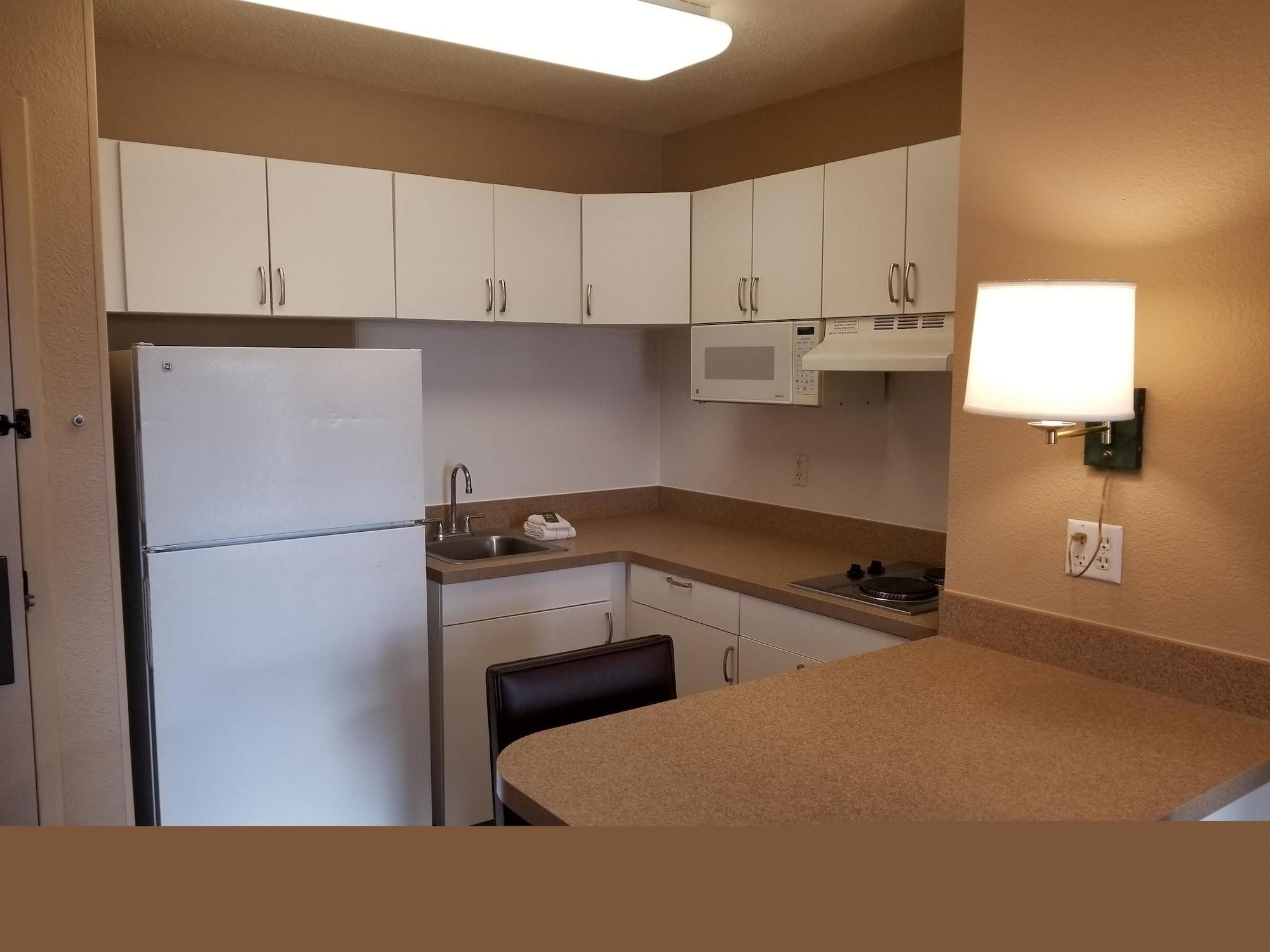 Extended Stay America Suites - Milwaukee - Brookfield Dış mekan fotoğraf