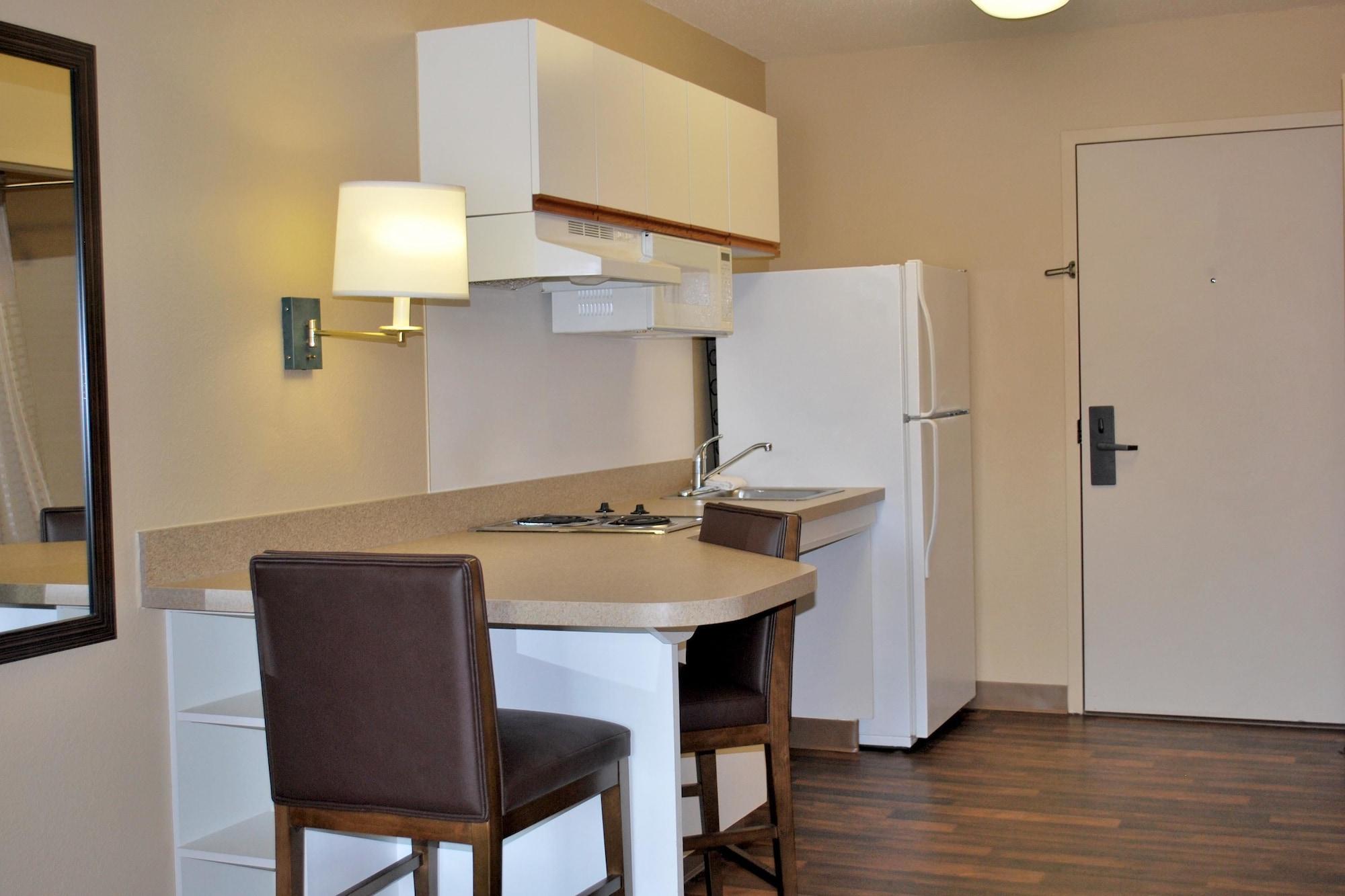 Extended Stay America Suites - Milwaukee - Brookfield Dış mekan fotoğraf
