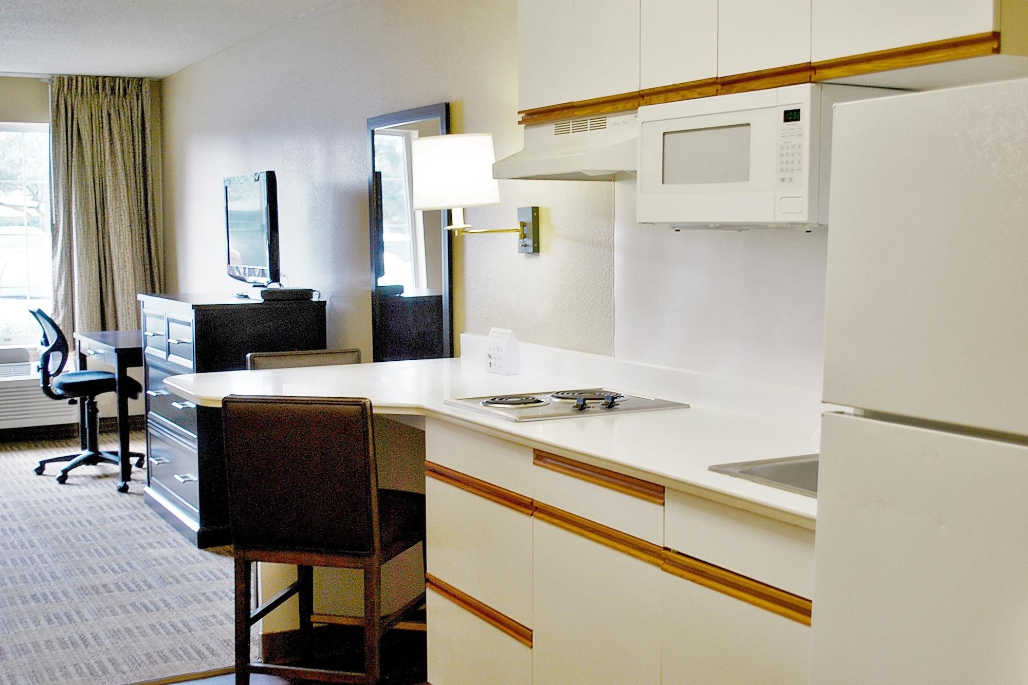 Extended Stay America Suites - Milwaukee - Brookfield Dış mekan fotoğraf